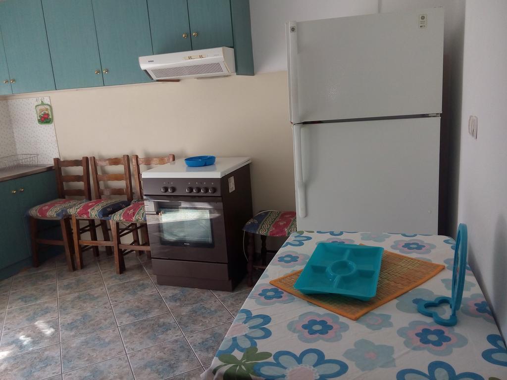 Anastasia - Efthimios Apartments Agios Konstantinos  المظهر الخارجي الصورة