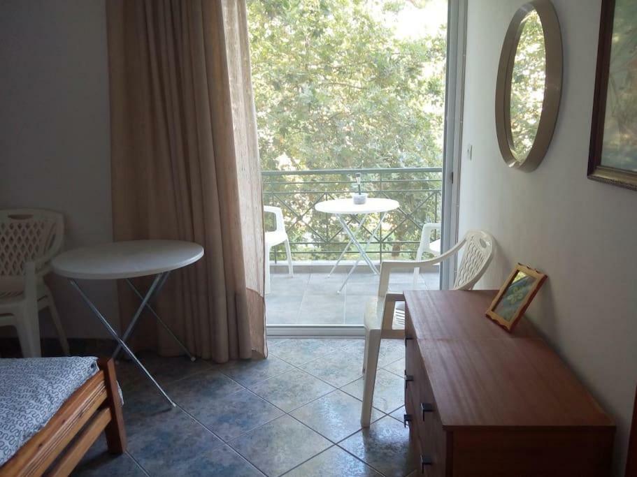 Anastasia - Efthimios Apartments Agios Konstantinos  المظهر الخارجي الصورة
